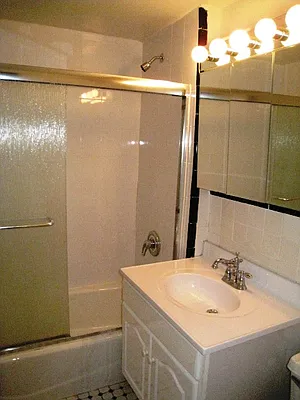 Rented by Prozhan Realty | media 4