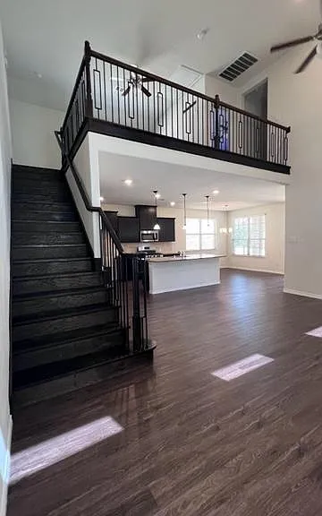 2405 Larimar Dr — Photo 7