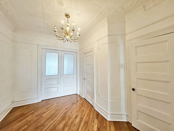 5th image of 530 47th St #2