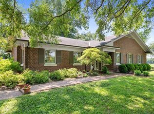 4036 N Cleveland Rd, Lexington, KY 40516