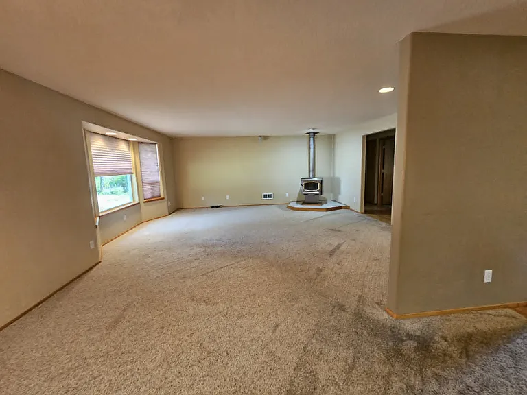 701 E Road Of Tralee — Photo 2