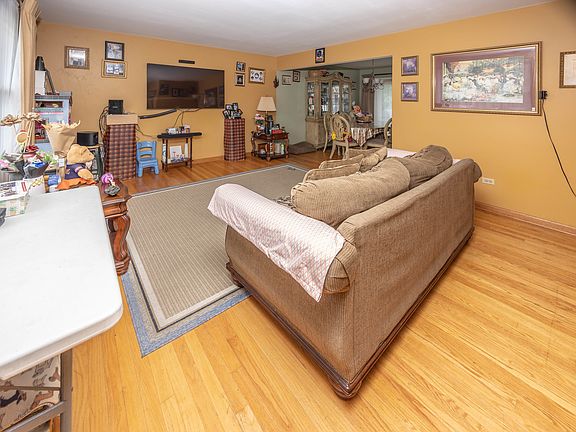 2nd image of 2105 Glenwood Ave