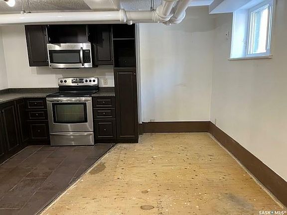5th image of 2206 Cornwall St #28