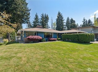 18832 1st Place SW, Normandy Park, WA 98166