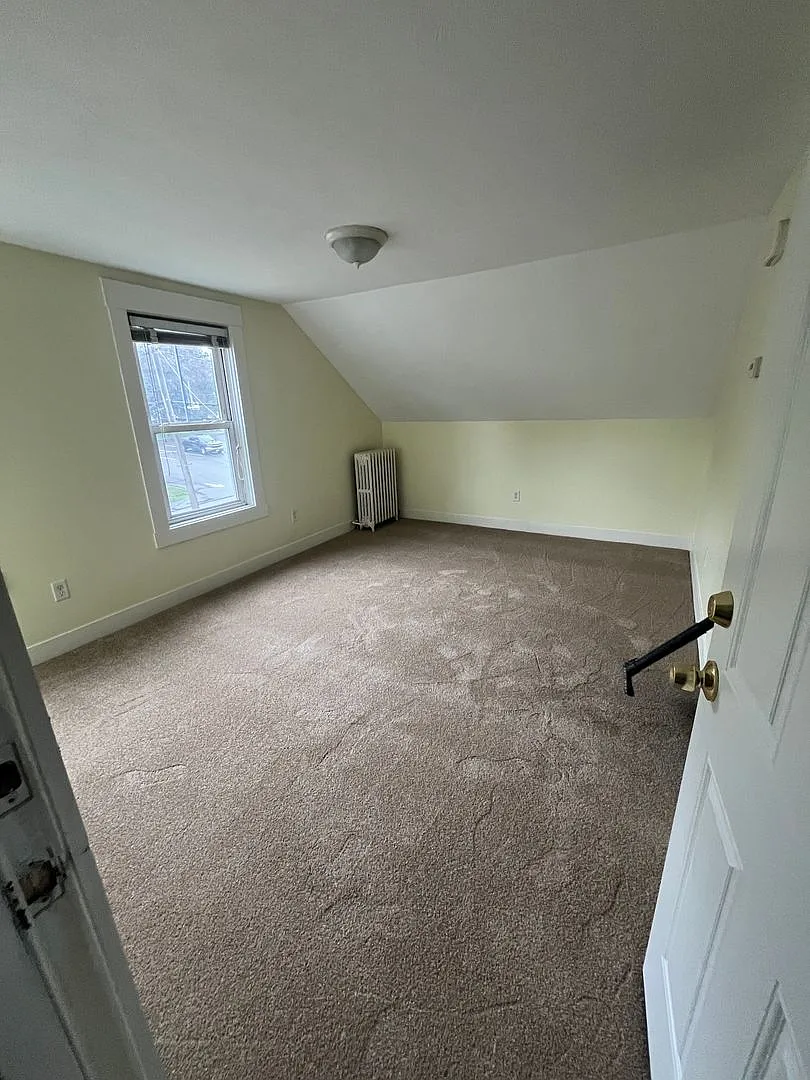 Charming 1 Bedroom 1 Bath Apt. in Middleboro — Photo 3