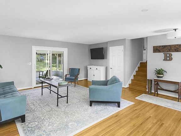 4th image of 1408 Linda Vista Ln