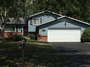 158 Foxhill Ln, Perrysburg, OH 43551