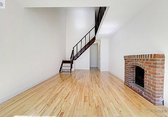 5th image of 402 E 83rd St APT 4D