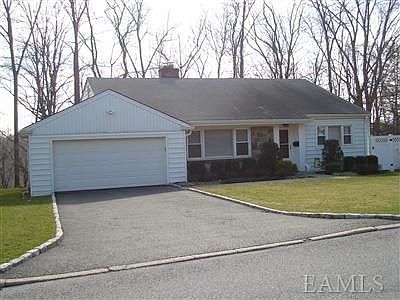 1st image of 148 Princeton Dr