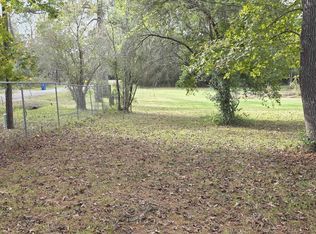 149 Green St, New Caney, TX 77357