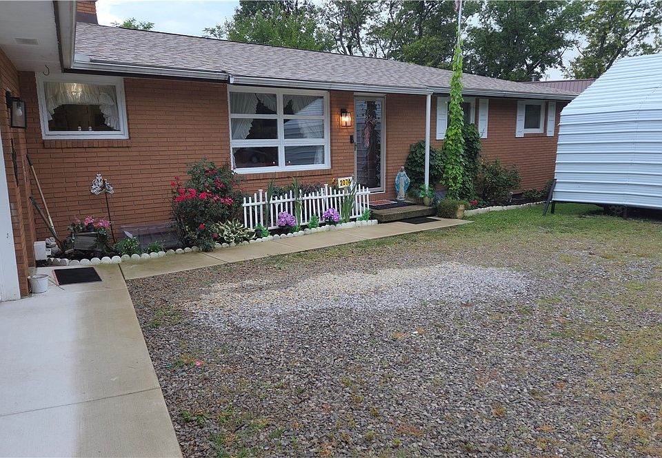 1st image of 2074 Newark Rd