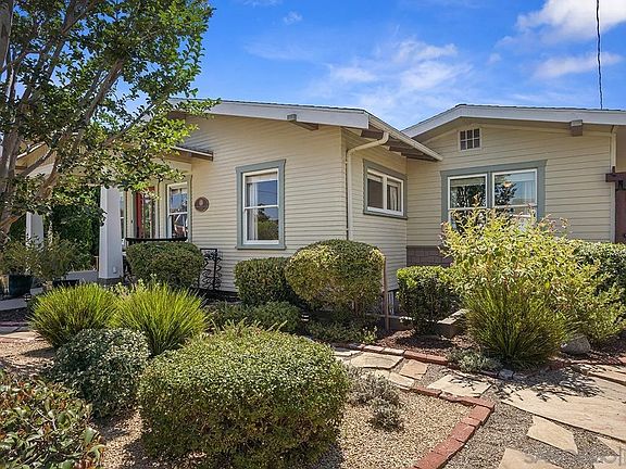 5th image of 3636 Herbert St