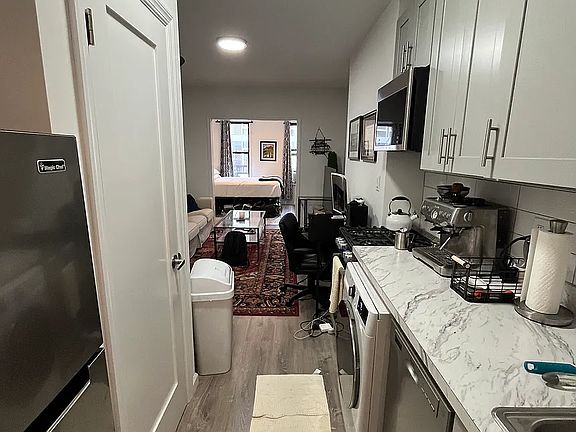 4th image of 486 E 74th St APT 3A