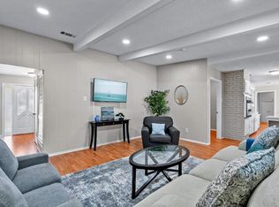 6121 Whitman Ave, Fort Worth, TX 76133