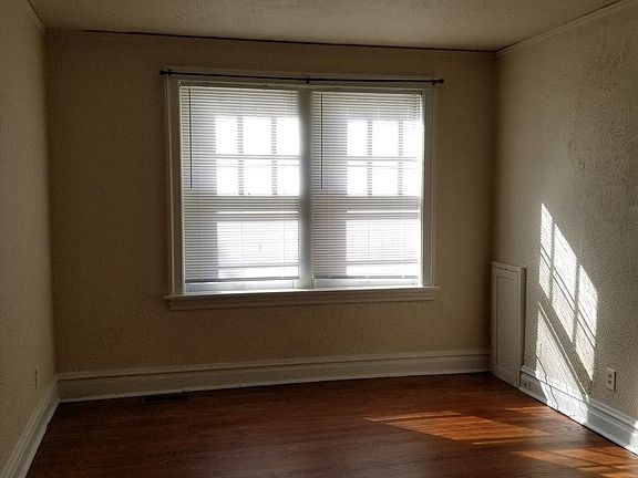 4th image of 1240 Hawthorne Pl APT A