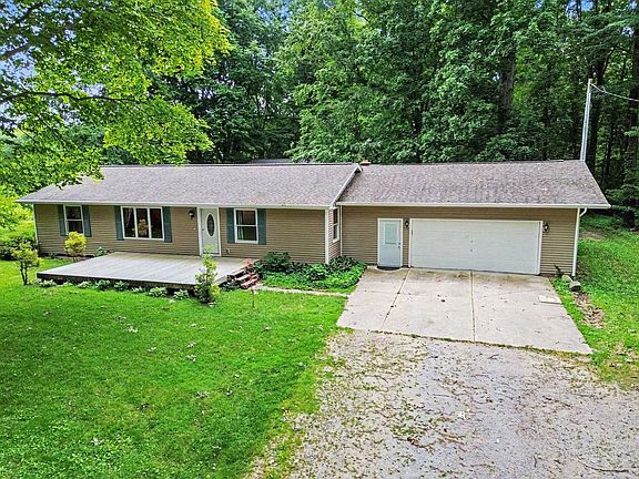 2nd image of 12775 W Freeland Rd