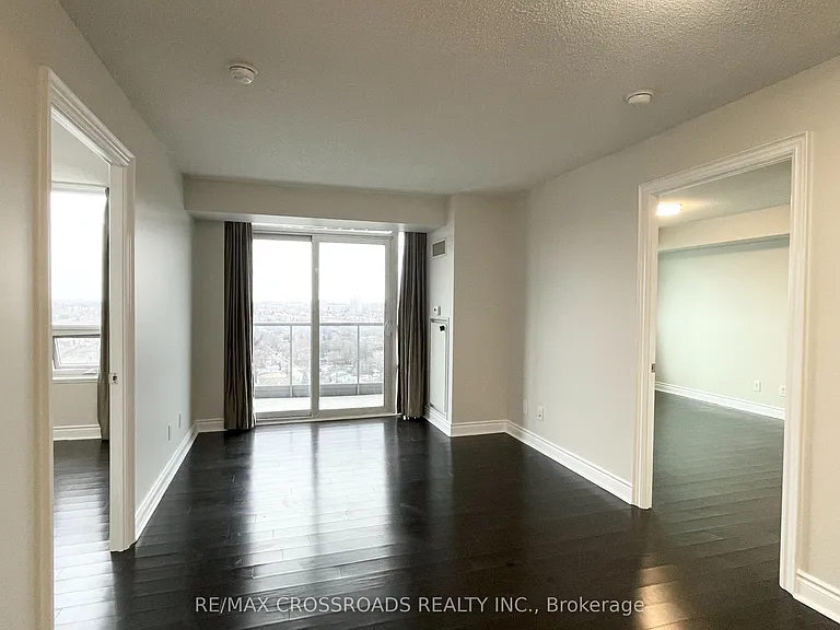25 Greenview Ave #2028 — Photo 8