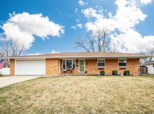 2516 N Rockwood Dr, Peoria, IL 61604