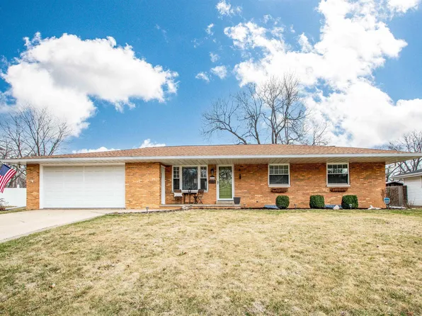 2516 N Rockwood Dr, Peoria, IL 61604