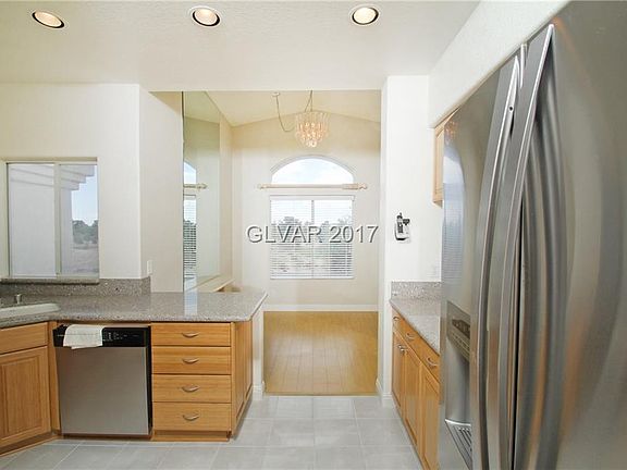 5th image of 7653 Rolling View Dr Unit 101