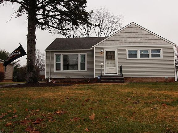 2nd image of 114 Flora Dr