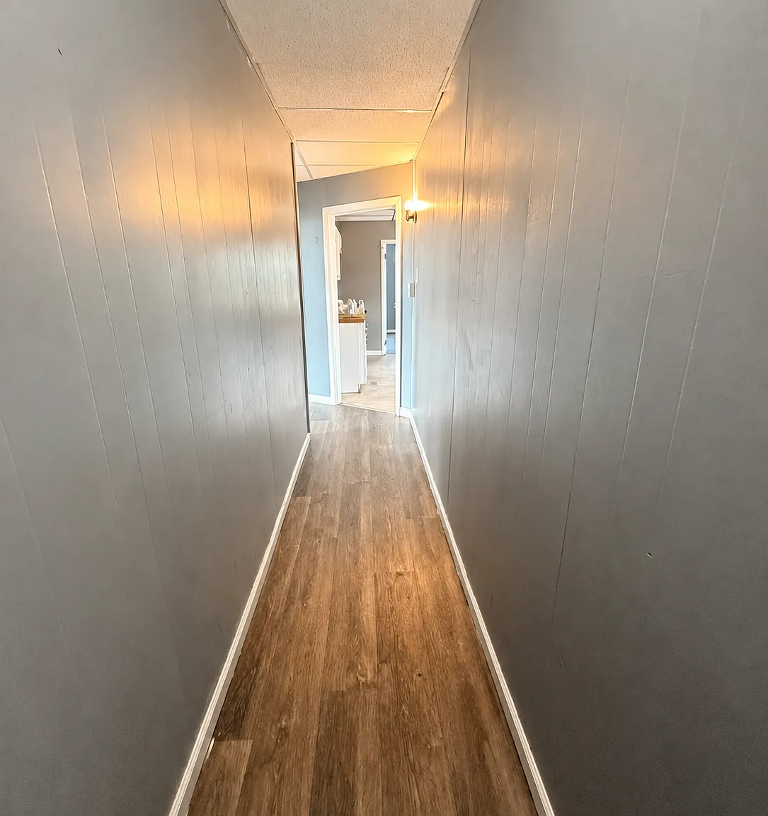 3 bed, 1200 sqft, $1,490 — Photo 4