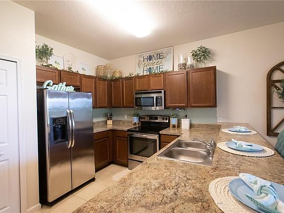5th image of 1581 Portofino Meadows Blvd