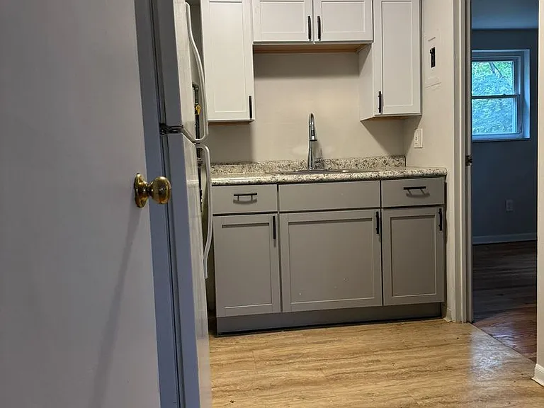 3447-3453 Evergreen Rd — Photo 17