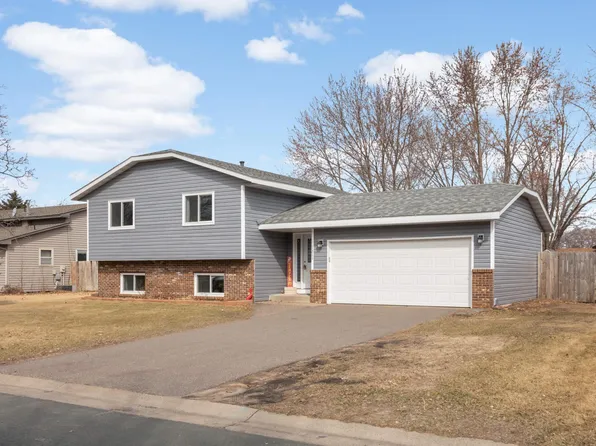 1211 Roosevelt St, Anoka, MN 55303