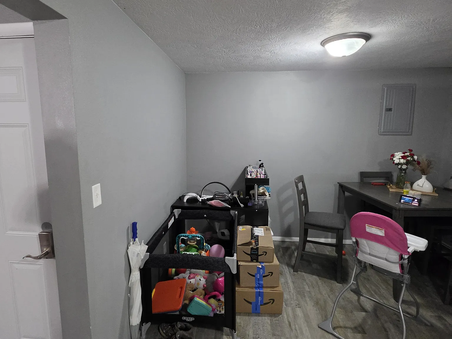 2 bed, 750 sqft, $1,000 — Photo 3
