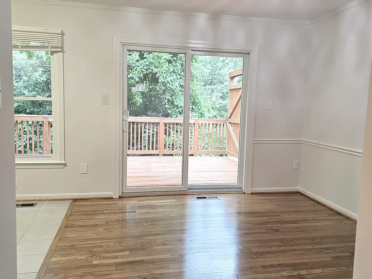 10617 Pine Haven Ter — Photo 7