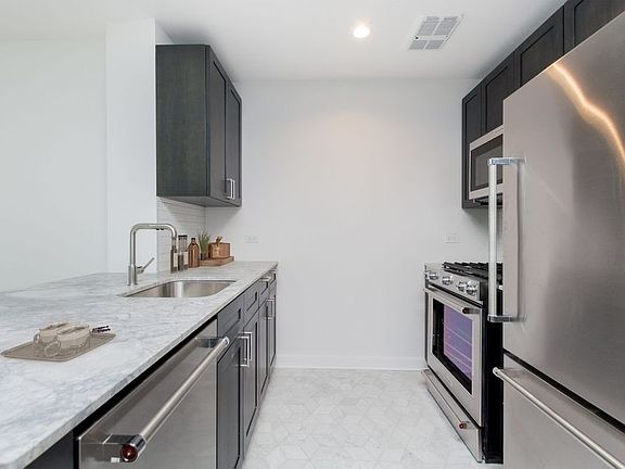 3rd image of 21 W End Ave APT 4111