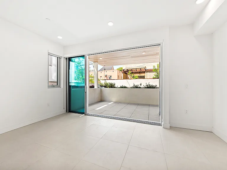1257 N Sweetzer Ave #103 — Photo 3