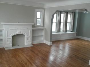 910 Mohawk Ave, Royal Oak, MI 48067
