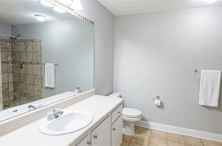 252 Tara Commons Dr — Photo 15