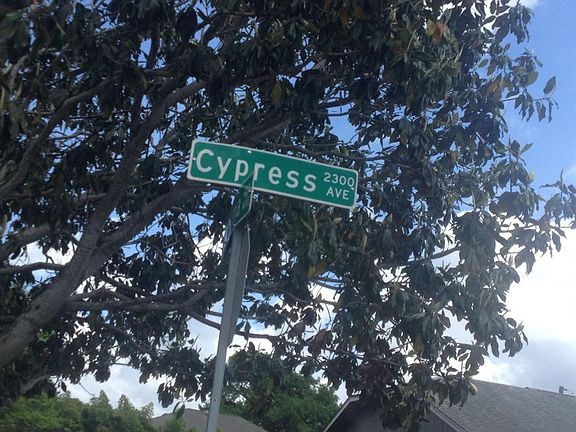 5th image of 2320 Cypress Ave