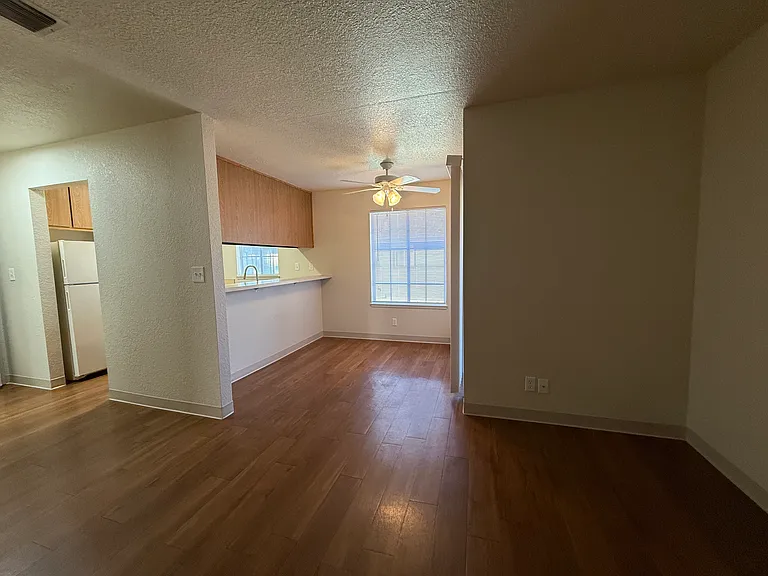 5421 El Camino Ave #20 — Photo 6