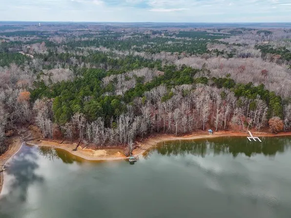 801 Plum Nutty Rd, Henderson, NC 27537