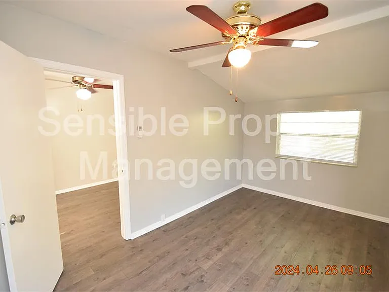 2926 51st St S #3 — Photo 13