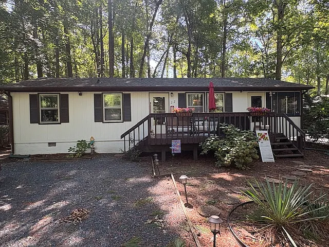 2 bed, 912 sqft, $1,795 — Photo 1