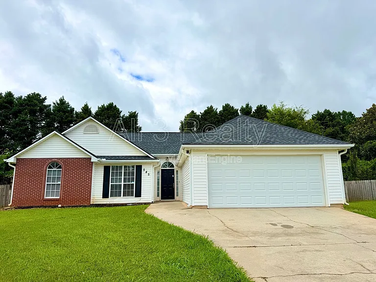 545 Plantation Cv — Photo 1