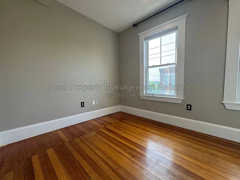 44 Pingree St #5 — Photo 10
