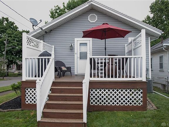 5th image of 2901 Dwight Ave