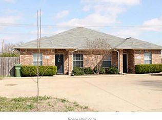 2404-06 Berger Dr, Bryan, TX 77802