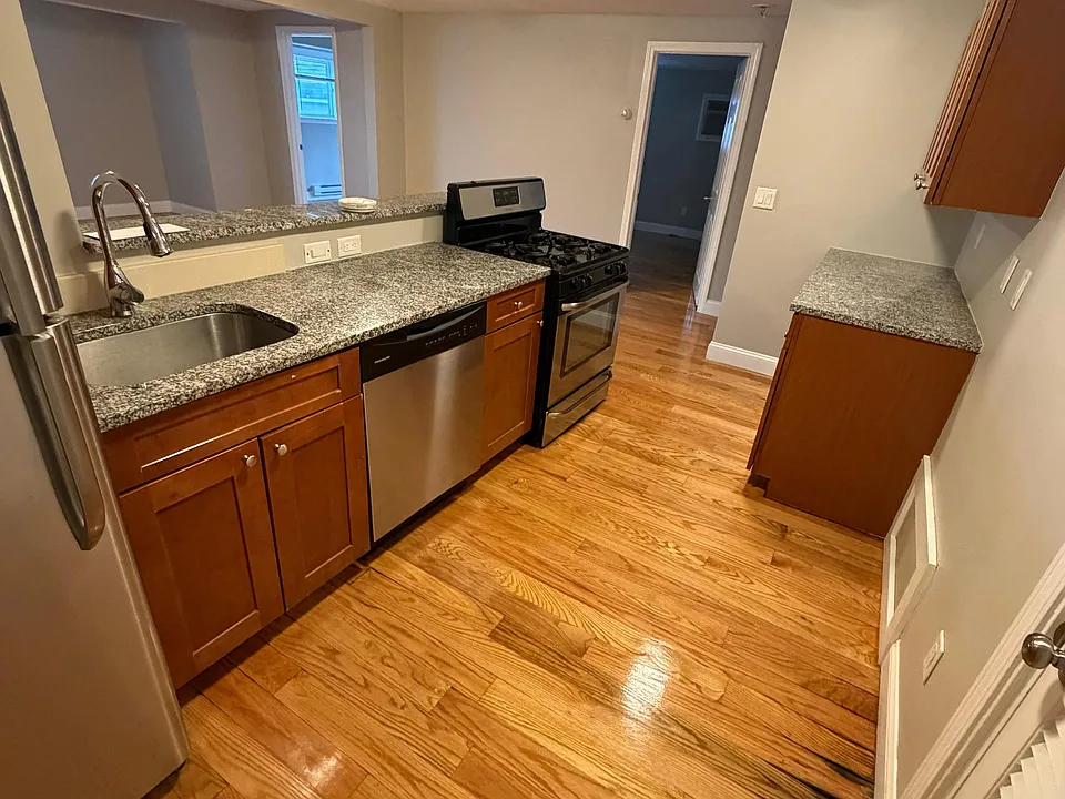 23 Roughan St #2