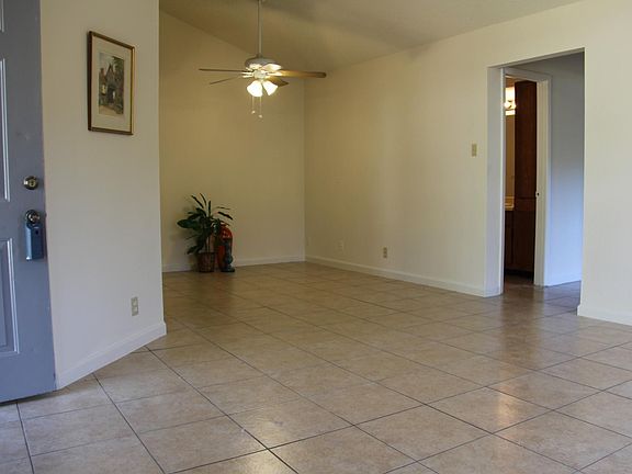 4th image of 11611 Rustic Rock Dr #B