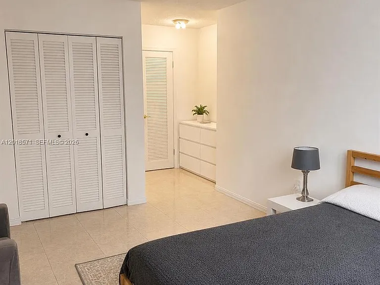 1833 S Ocean Dr #805 — Photo 8