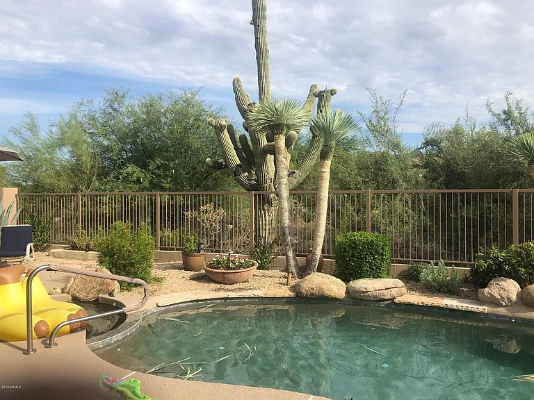 7132 E Thirsty Cactus Ln — Photo 11
