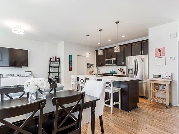 5th image of 2407 W 6th St #S/l-2