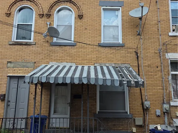 4 Edith Pl, Pittsburgh, PA 15213